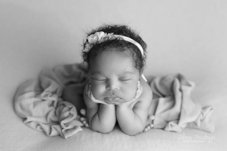 Newborn Photographer | Newborn Session | Brooklyn Photographer
